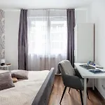 Bubbly Calm By Stn Lägenhet *