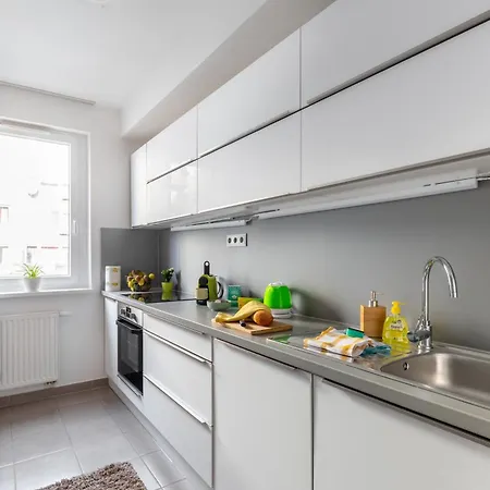 Apartment Bubbly Calm By Stn *