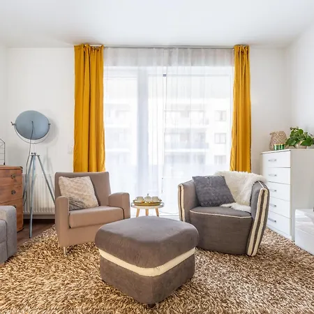 Bubbly Calm By Stn Apartment *